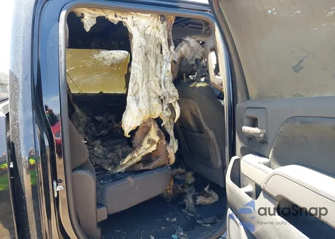 2015 Chevrolet Silverado 2500Hd Lt из США, поврежденный, VIN 1GC1CVEG3FF677144